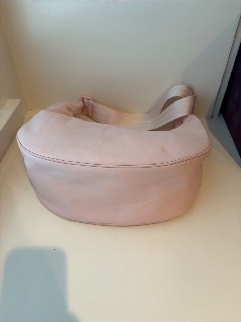Aritzia Sunday Best Chalk Pink Phoebe Crossbody bag - Picture 6 of 8